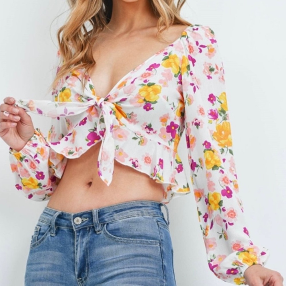 💐 Floral Crop Top! 🦋